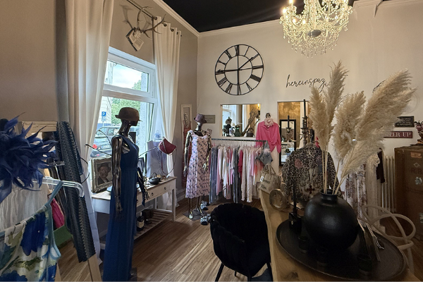 Bild 1 von Grenzposten Die KLEINE Boutique
